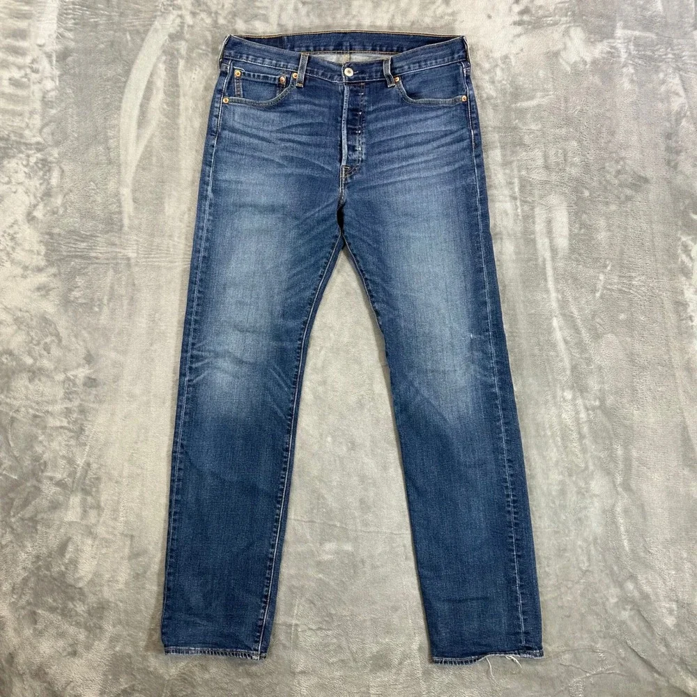 Levi's 501 Original Fit Jeans Men's Size 33x34 Blue Medium Wash Denim Pants